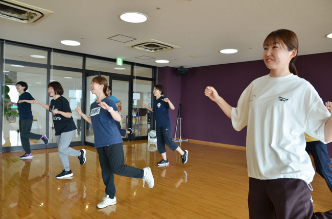 興味のあるスタジオレッスンにもご参加ください！おすすめレッスンもご案内します。